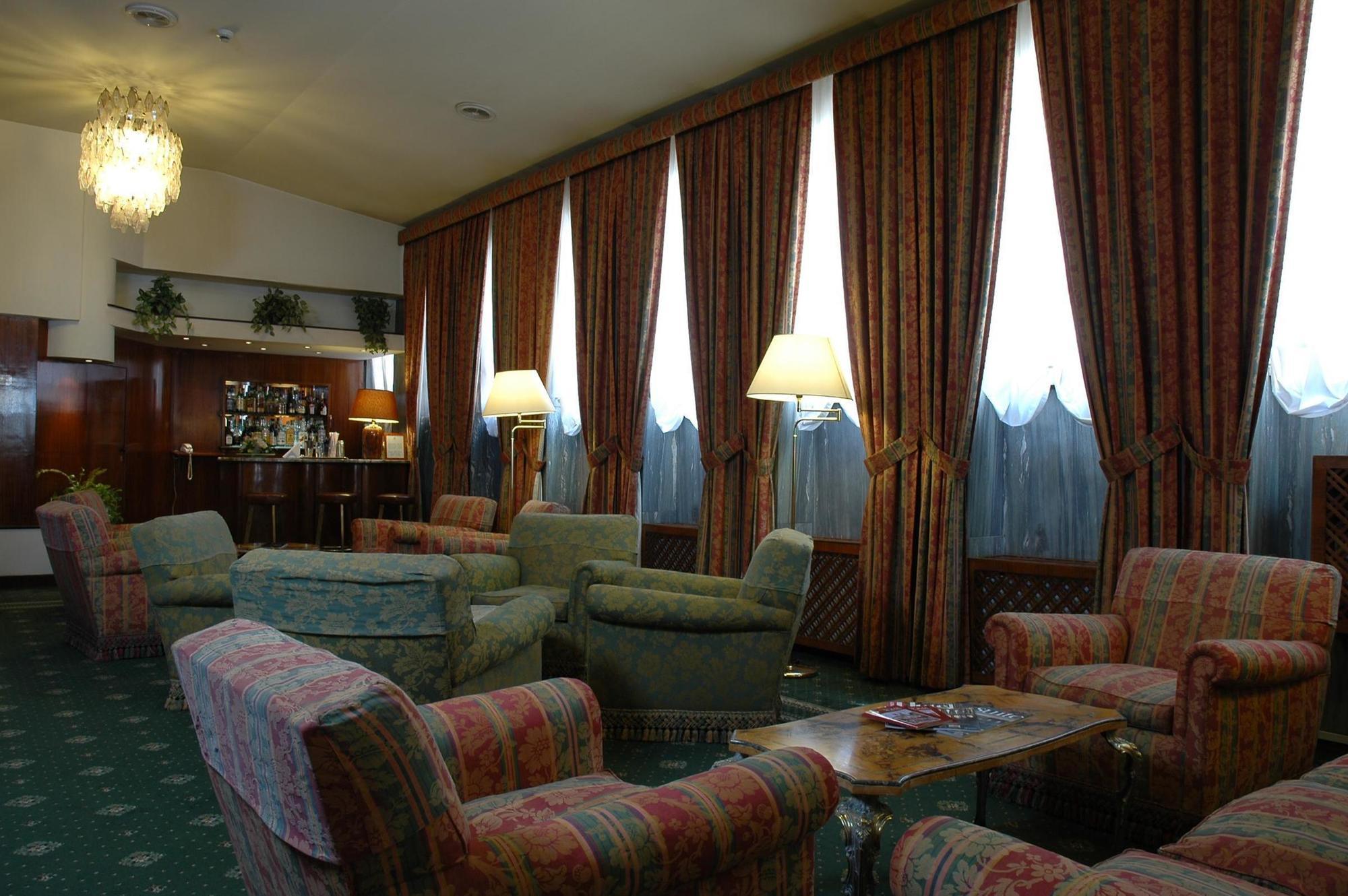 Hotel Commodore Rome Bagian luar foto